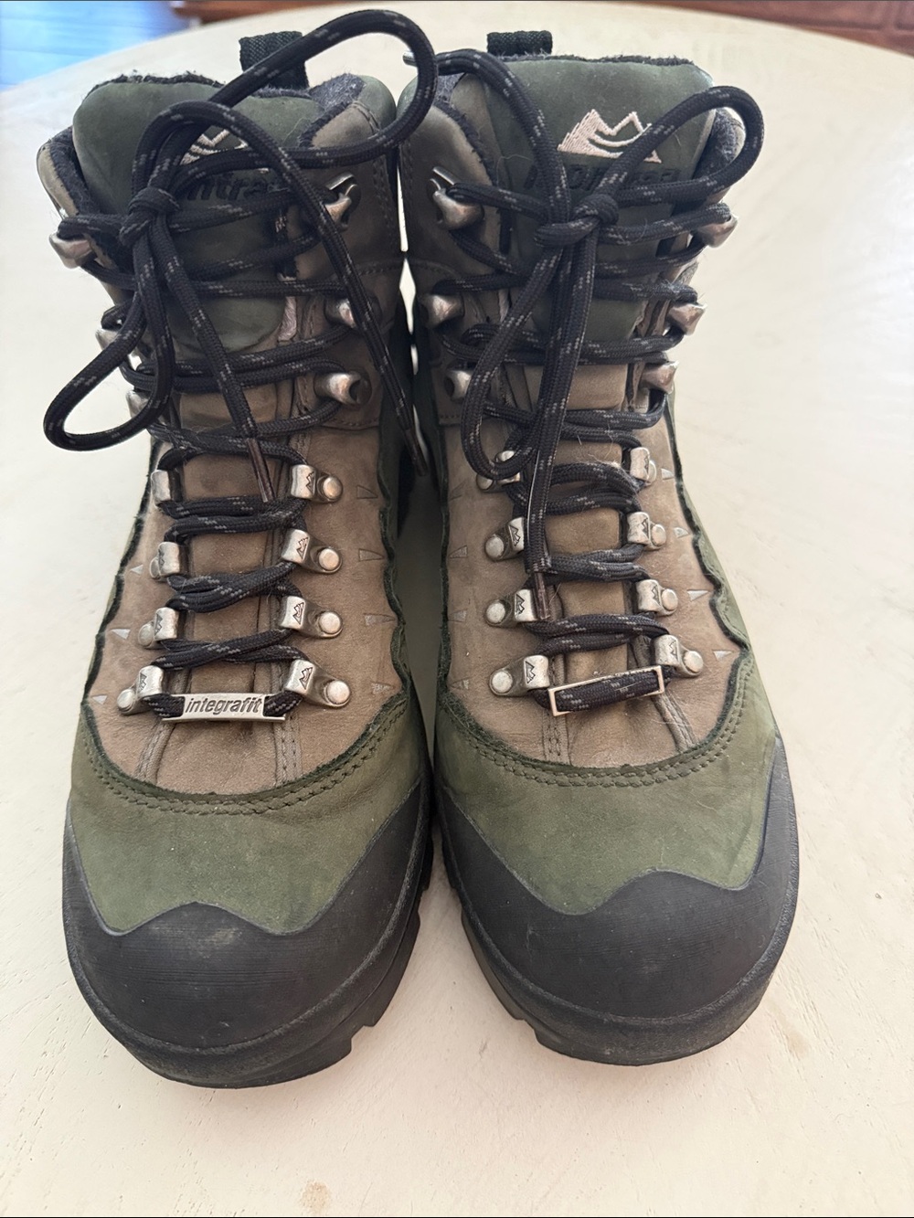 Montrail Gore-Tex hiking boots women’s size 8.5 Hunter green - Picture 3 of 11